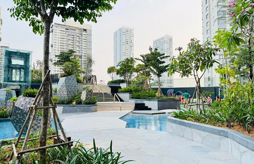 Lumiere Riverside Condotel In Hcmc-1